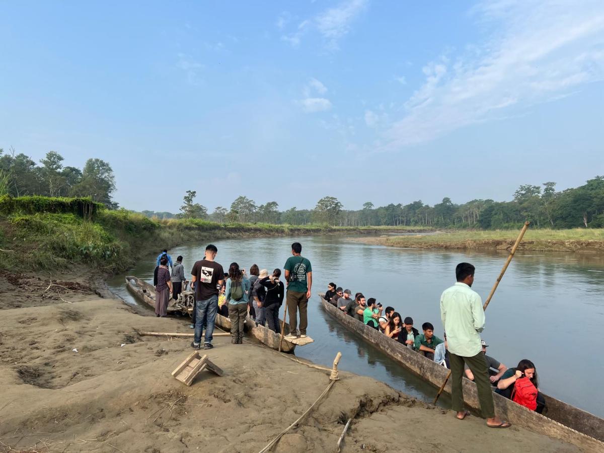Hotel Chitwan Park Village Саураха Екстер'єр фото